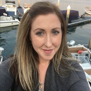 Meet your Posher, Jenn